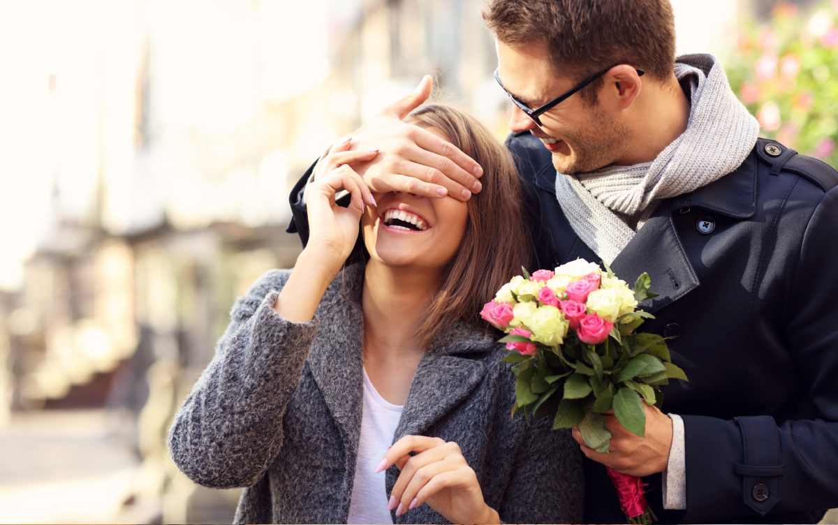 Conheça o significado de oferecer o número certo de flores!