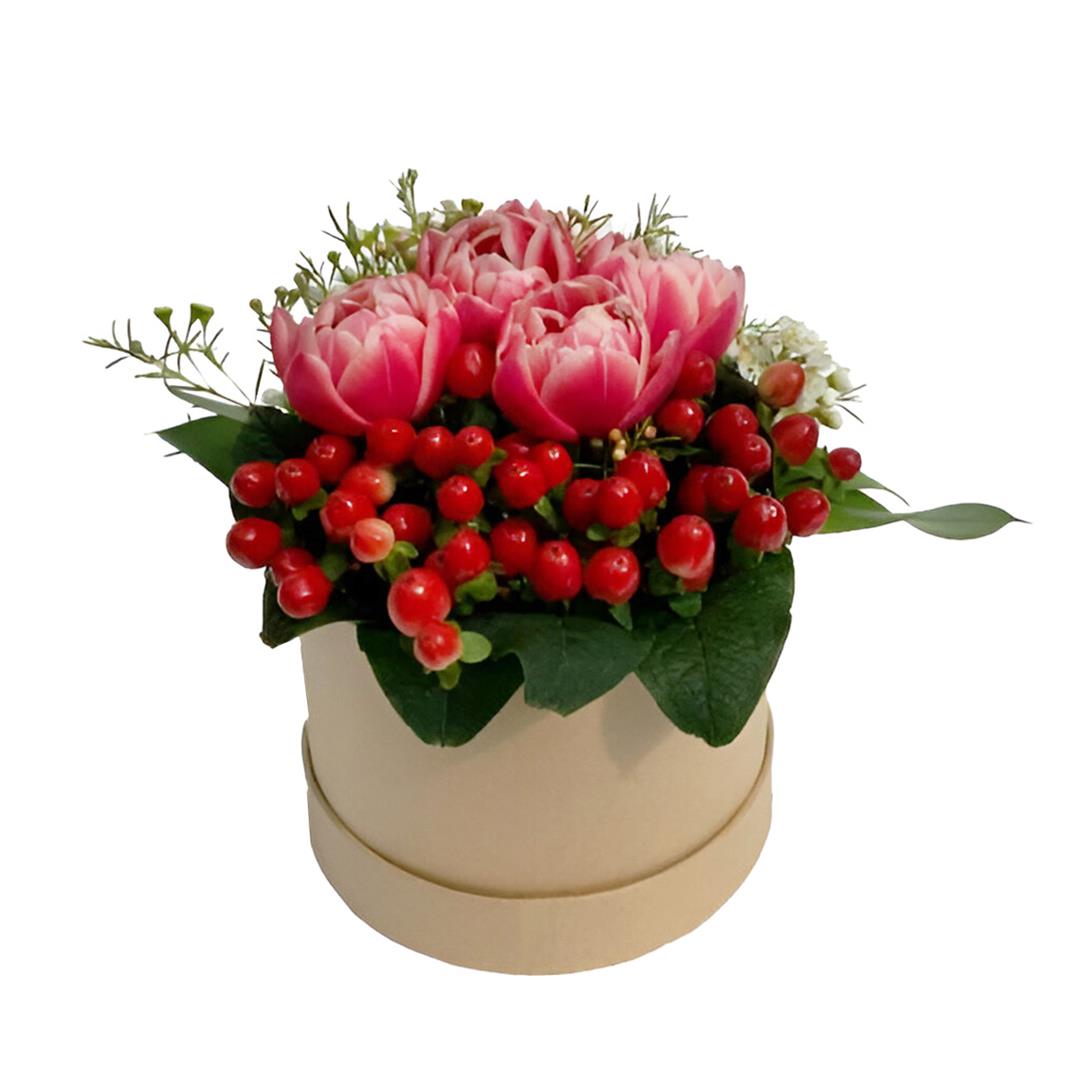 Arranjo ‘Premium’ – Tulipas e Hypericum em caixa redonda